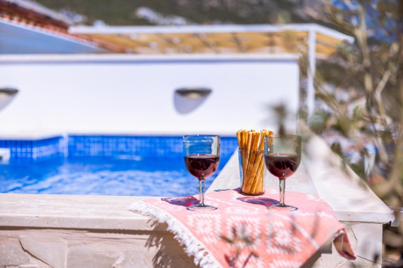 Olive View Penthouse Lägenhet Kalkan Exteriör bild